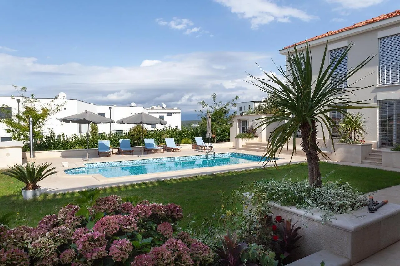 Apartment Luxury Rooms Vila Carissa Malinska